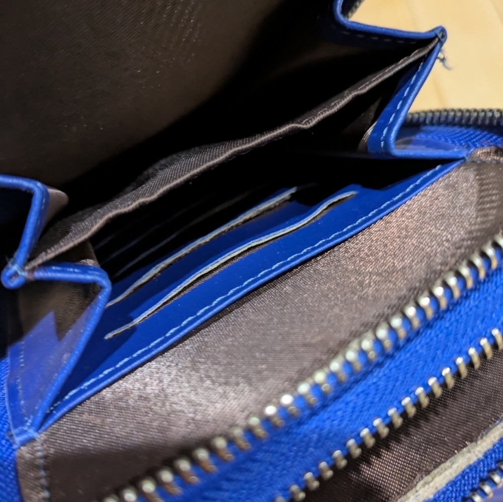 Vibrant Blue Crossbody Bag 8x5 - Picture 5 of 9